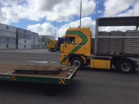 transport: aardappels vanuit de haven
